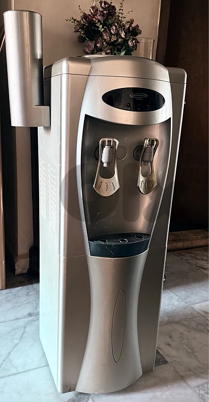 Campomatic Hot & Cold Water Dispenser – Good Working Condition