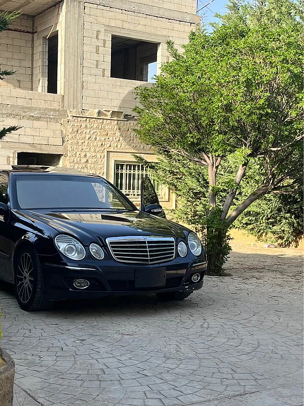 Mercedes Benz E500 2003