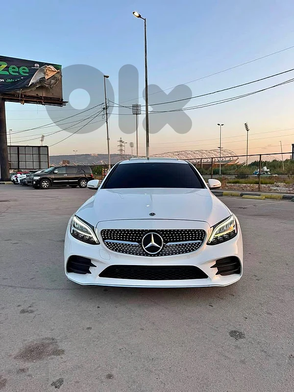 Mercedes-Benz C300 2019