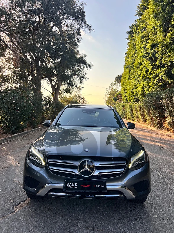 Mercedes-Benz GLC-Class 2018 4matic Full Options BIG SCREEN