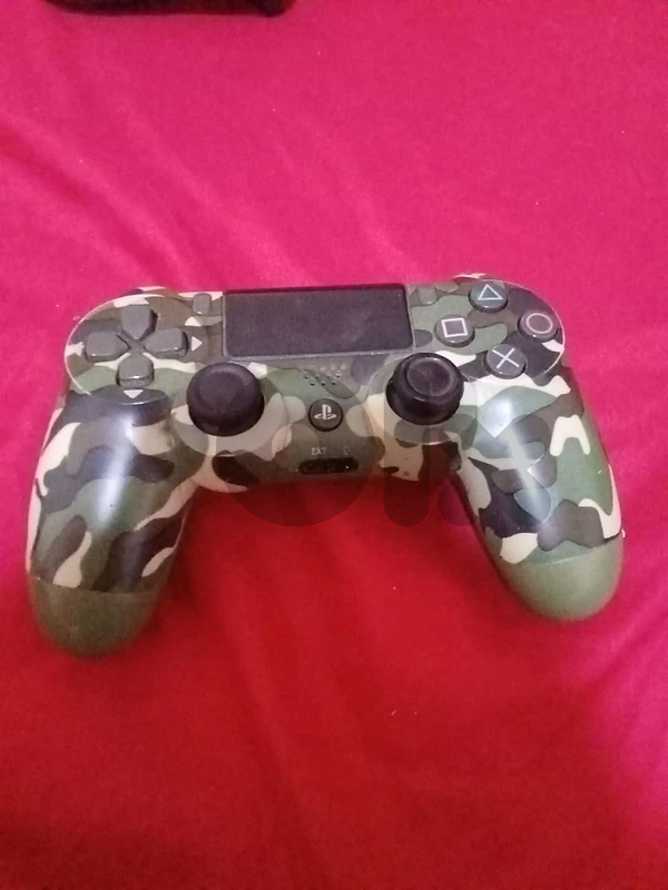PS4 used controller