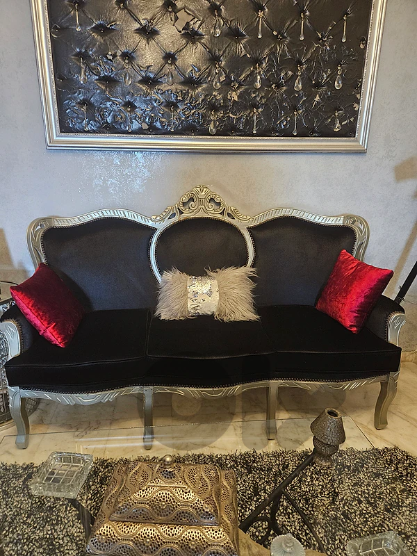 sofa 3 seaters with cusions