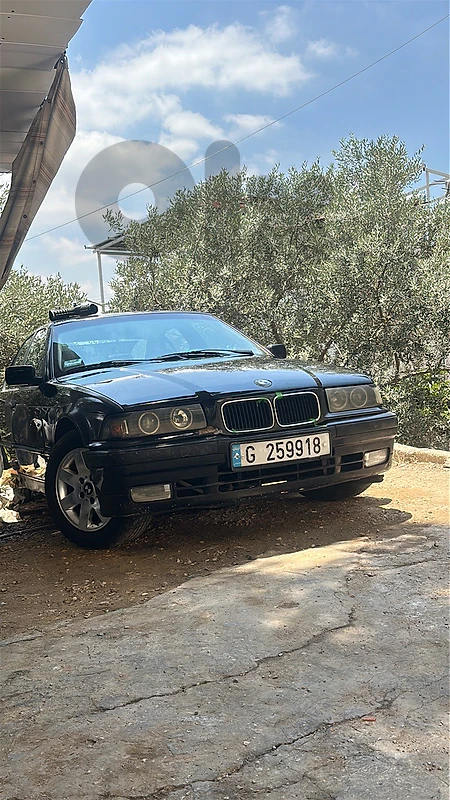 BMW 7-Series 1993