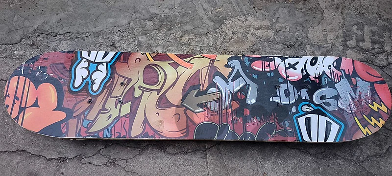 skateboard