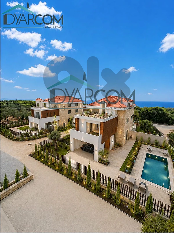 DY3708 - Batroun New Triplex Villa with Pool for Sale! DY3708 - Batroun New Triplex Villa with Pool for Sale!
