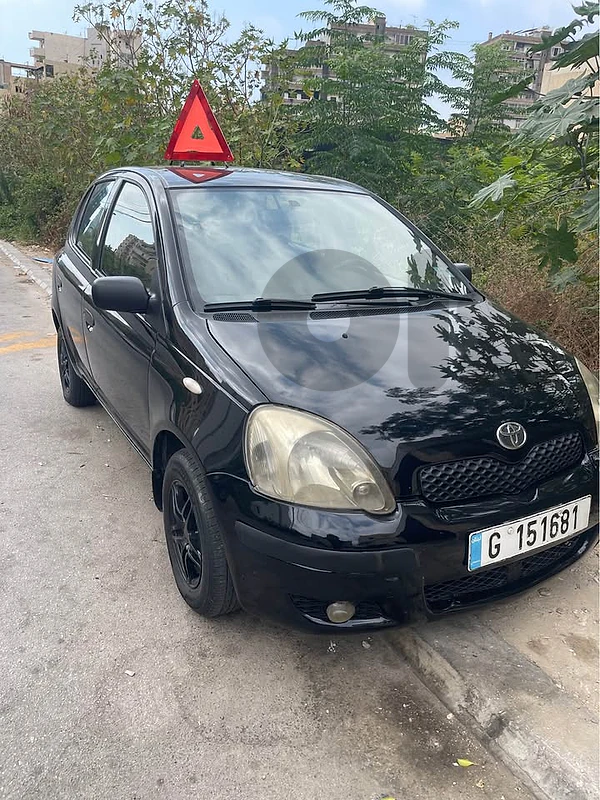 Toyota echo 2004