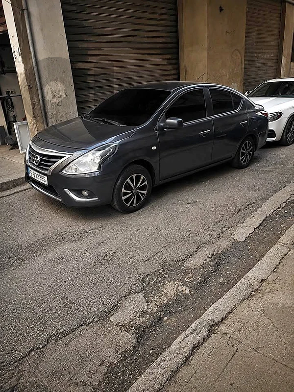 Nissan sunny 2017