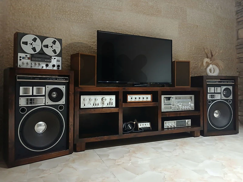 Vintage HiFi stereo that can listen to all tape models 1970s ستريو