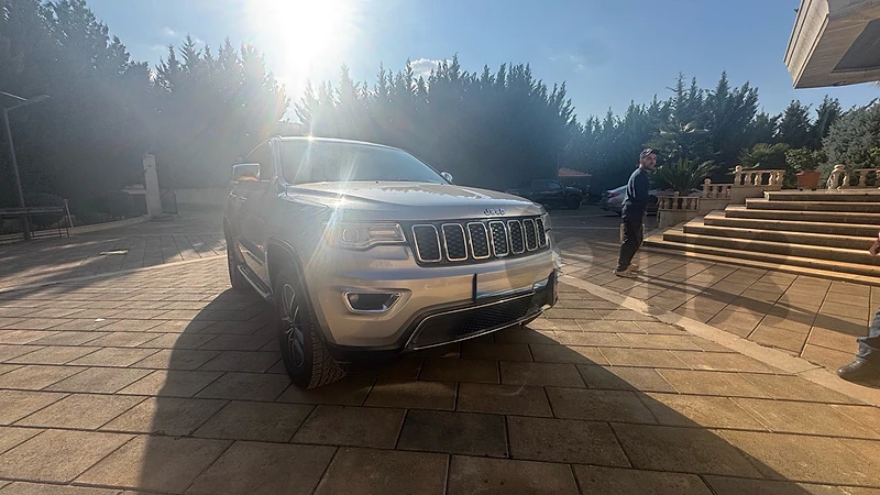 Jeep Grand Cherokee 2017 limited plus Jeep Grand Cherokee 2017 limited plus