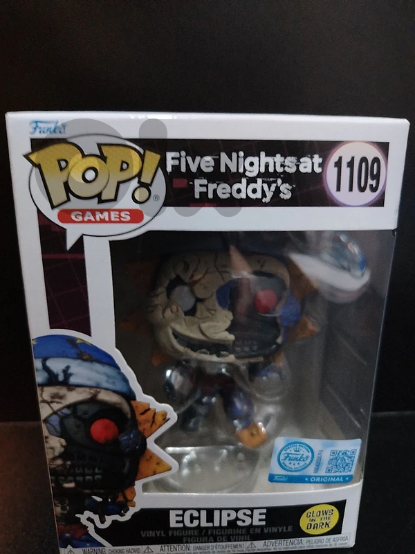 five nights at freddys eclipse exclusive glow in the dark funko pop