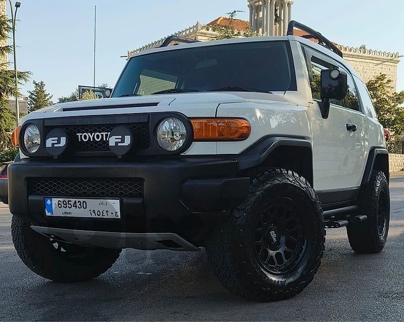 Toyota FJ Cruiser 2008 Toyota FJ cruiser trailteam