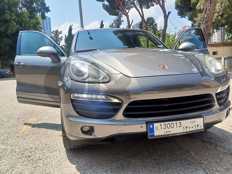 Porsche Cayenne 2011 Cayenne S V8
