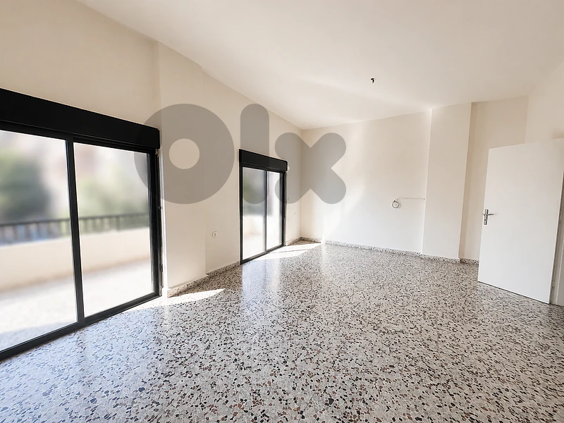 Apartment For Sale in Antelias شقة للبيع في أنطلياس CPES327
