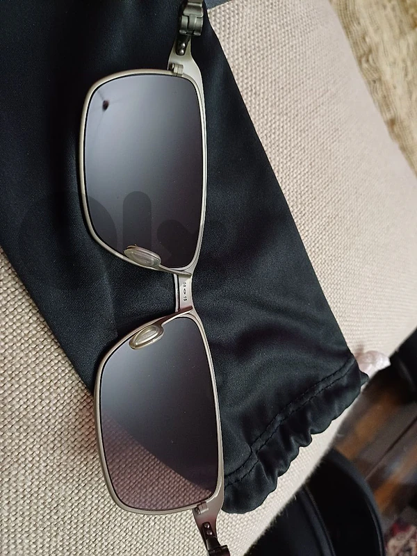 Oakley sunglasses