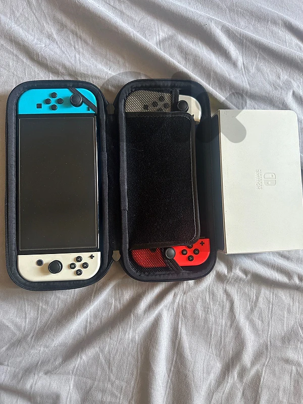 Like new nintendo switch oled