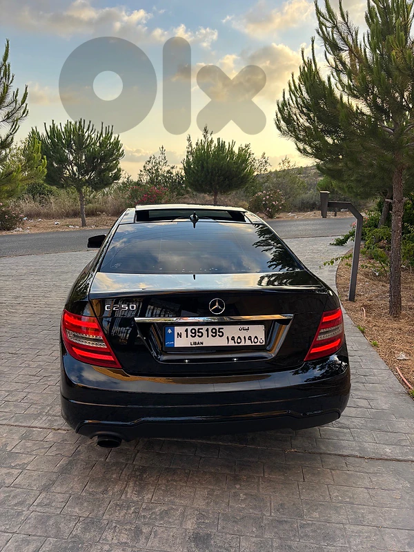Mercedes-Benz C-Class 2012