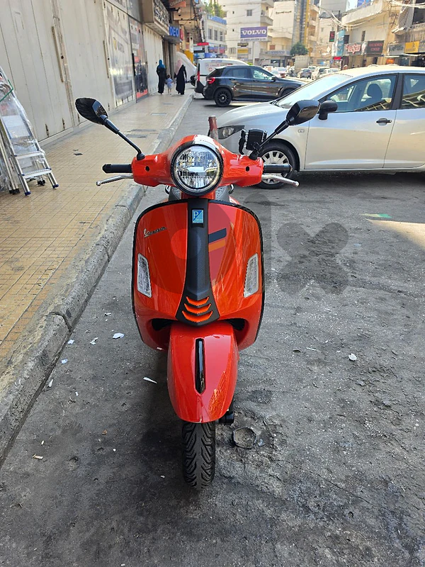Vespa 300