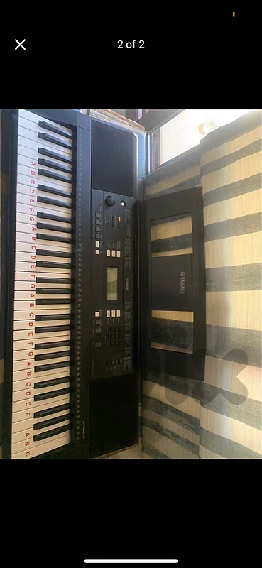 Yamaha Piano Keyboard