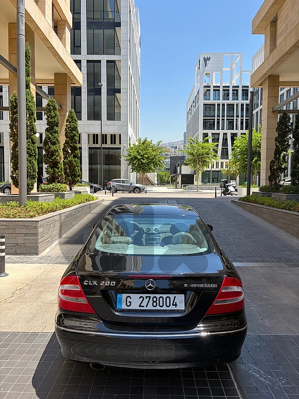 Mercedes-Benz CLK-Class 2005