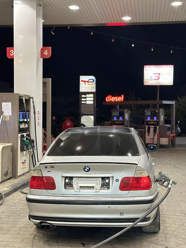 BMW 3-Series 2001 2001 330 enkad 70317807