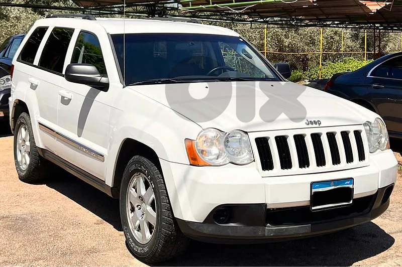 Grand Cherokee laredo 2010