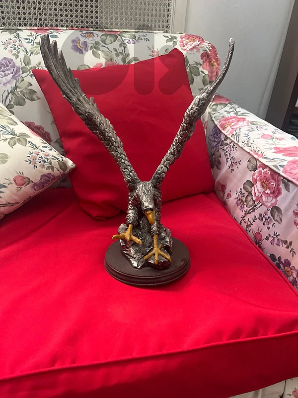 Large Decorative Eagle Statue – Silver Finish Resin Figure – 40cm Tall