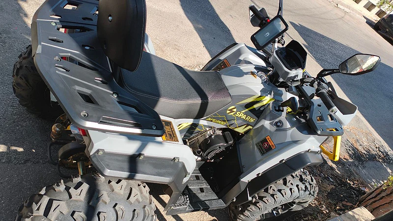 spark atv 200cc full gear like new 700km