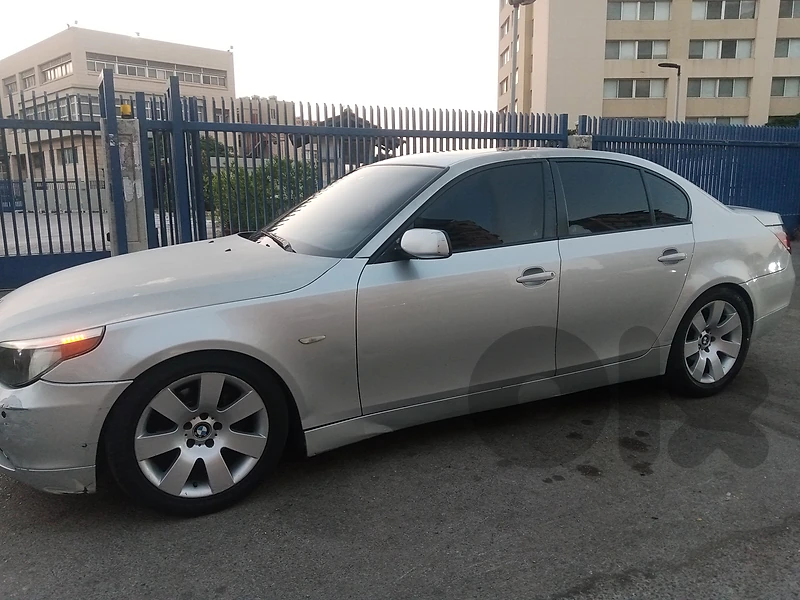 BMW M5 2004 4000
