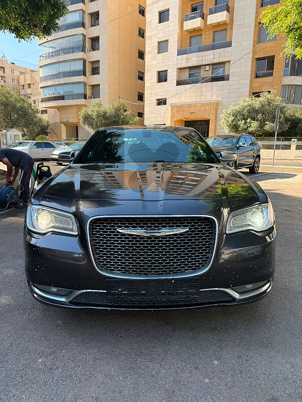 Chrysler 300 2016