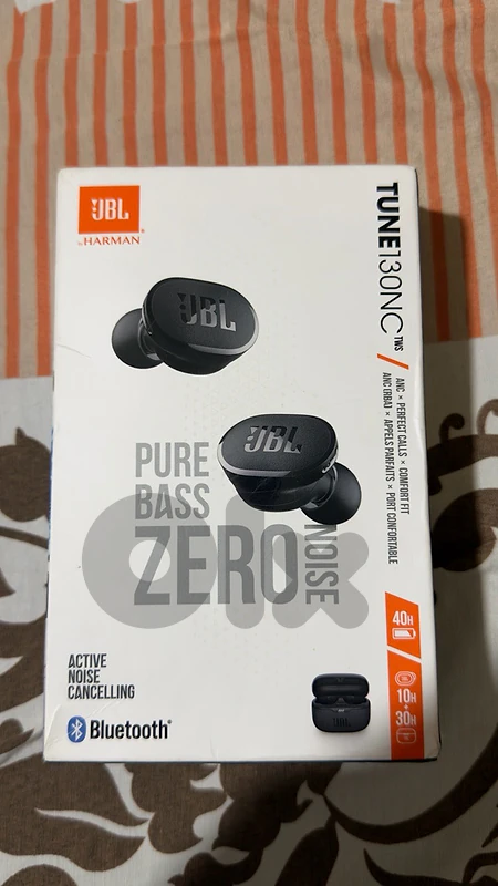 JBL Tune 130NC TWS