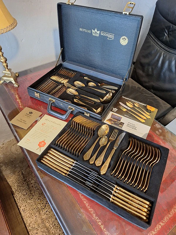 solingen complete cutlery set in the case with keys