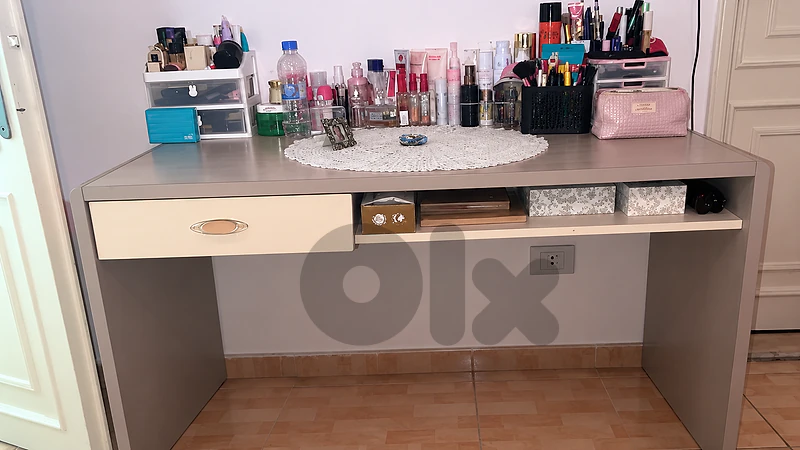 desk like new