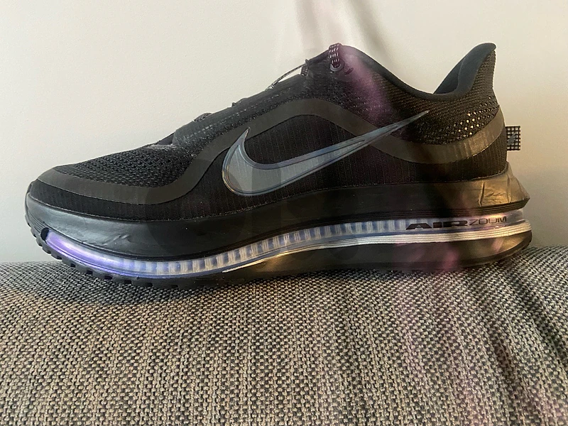nike pegasus premium black