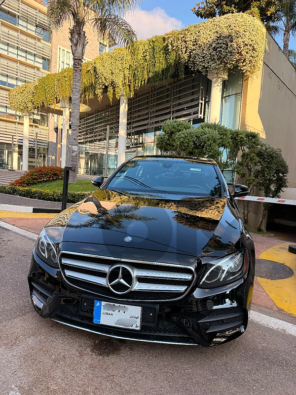 Mercedes-Benz E-Class 2019 E300 4MATIC Mercedes-Benz E-Class 2019 E300 4MATIC