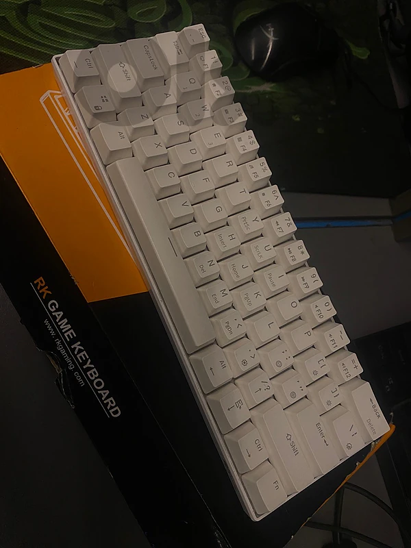RK61 Royal Kludge Mechanical Keyboard RGB Bluetooth - White RK61 Royal Kludge Mechanical Keyboard RGB Bluetooth - White