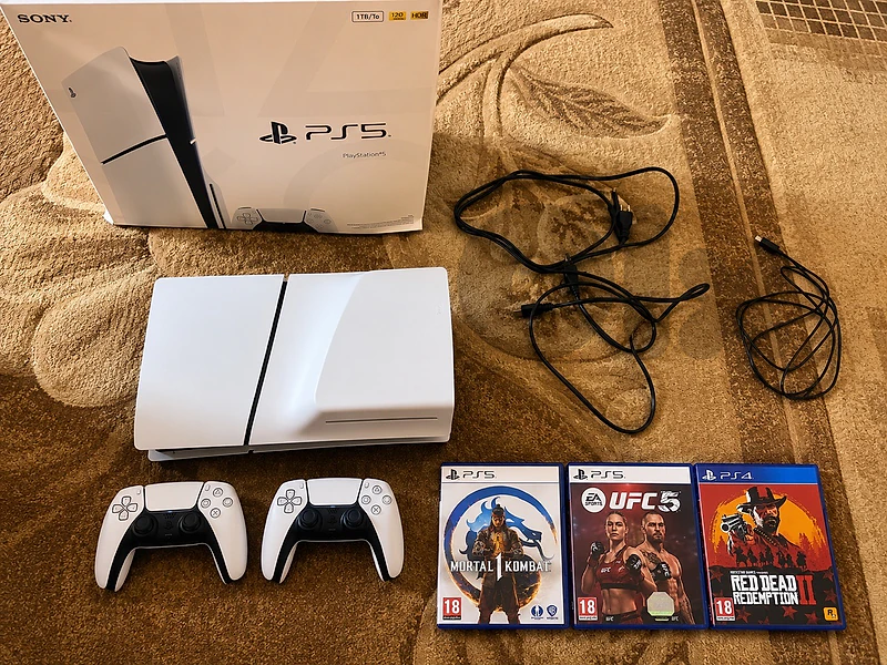 PS5 slim 1 TB EUROPE souper ndife+ 2 controller+all cables + 3 cd ps5 PS5 slim 1 TB EUROPE souper ndife+ 2 controller+all cables + 3 cd ps5