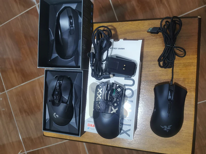 logetich g903  attach sharck x11  razer deathadder