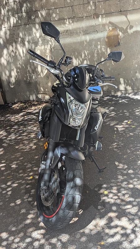 Kawasaki Er6n great medium sized bike