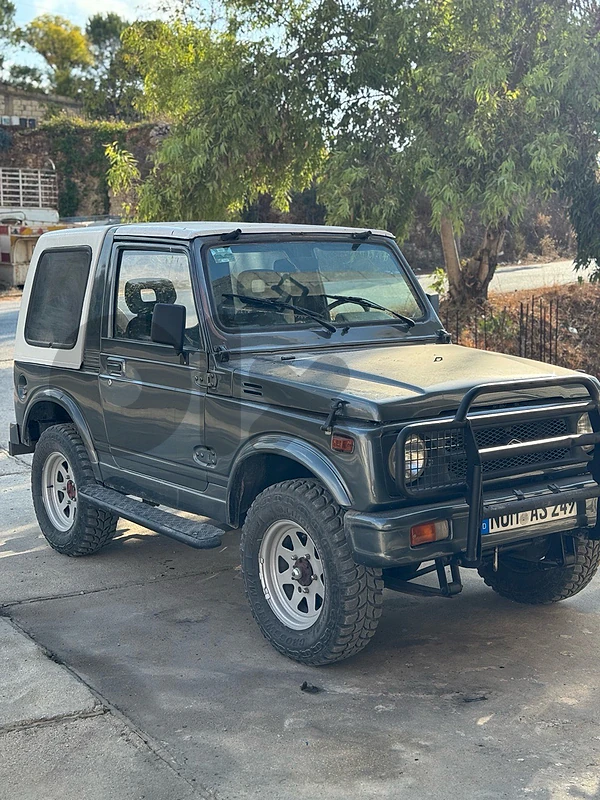 Suzuki Samurai 1986