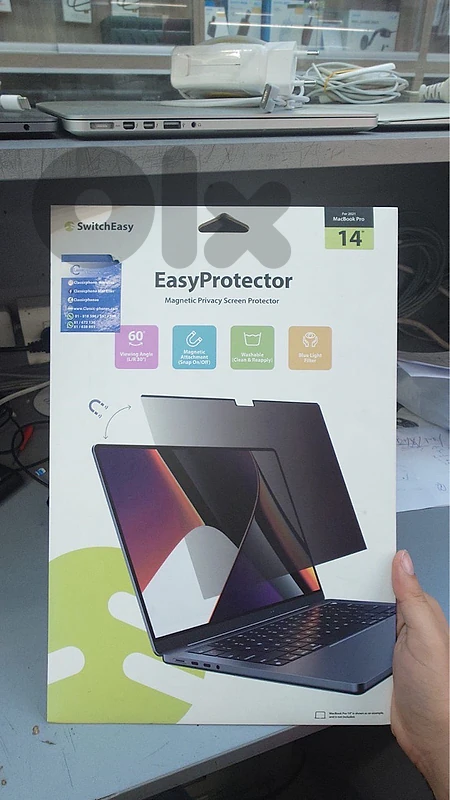 Switcheasy easy protector for MacBook pro 14inch privacy