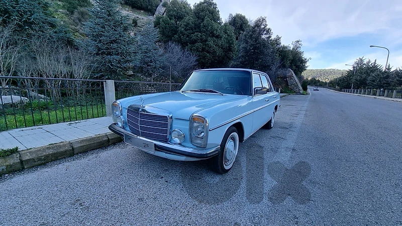 Mercedes-Benz 230 1974