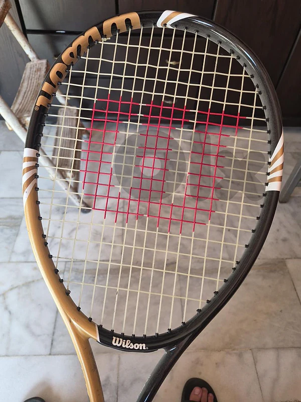 Wilson Hybrid Tech adult tennis racket - 30$