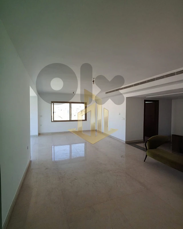 apartment for Sale in Mar Elias شقة للبيع في مار الياس