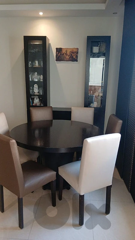 full dining room