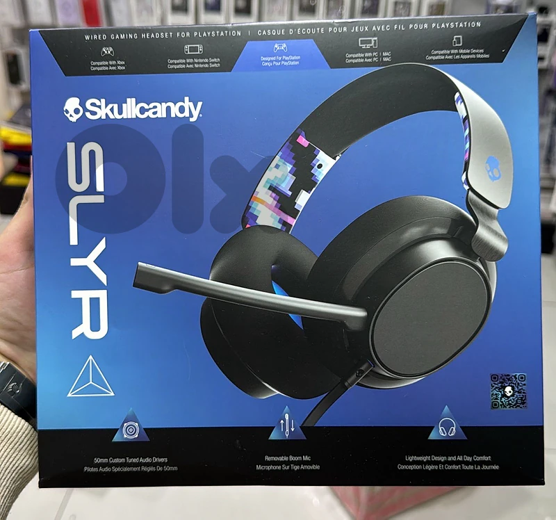 Skullcandy Slyr wired gaming headset blue