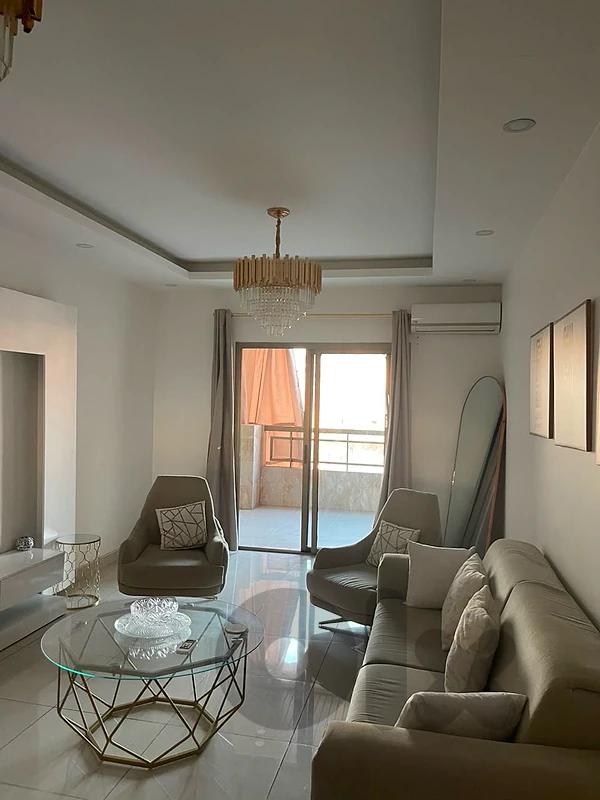 5 Room Apartment for Rent 5 Room Apartment for Rent