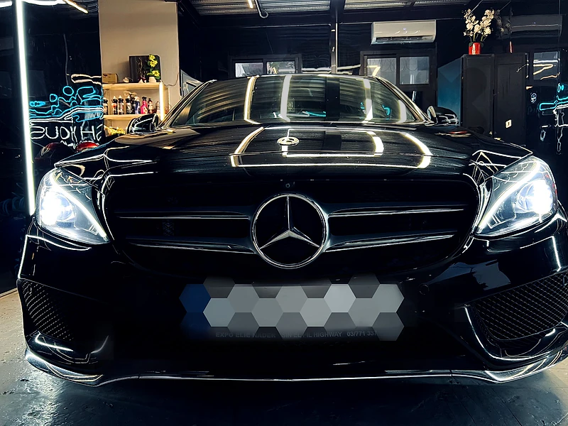 Mercedes-Benz C-Class 2018 c300 4matic