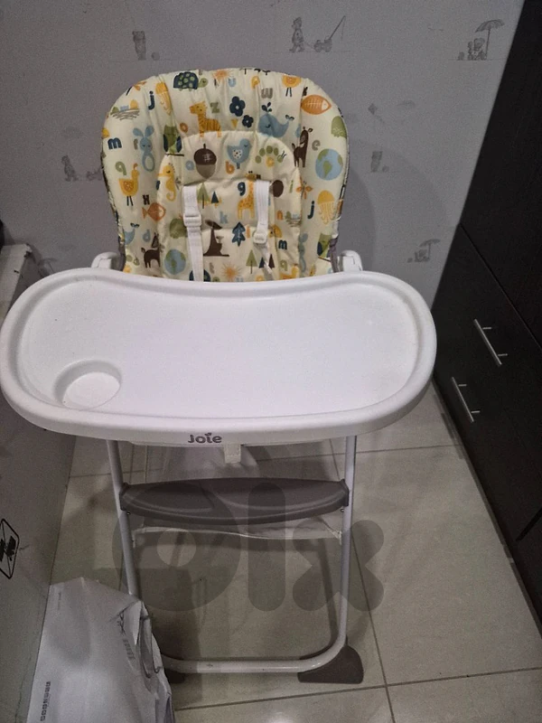 High Chair "Joie" High Chair "Joie"