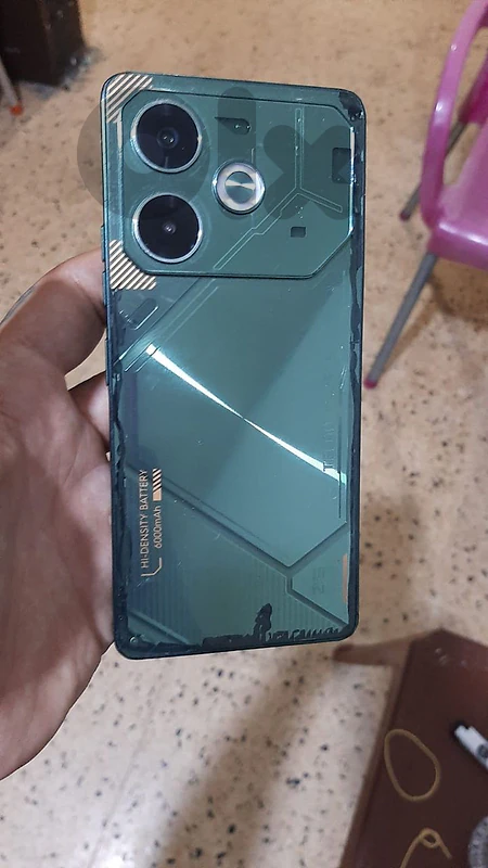 Tecno pova6 256gb بيع او تبديل اقراء الوصف