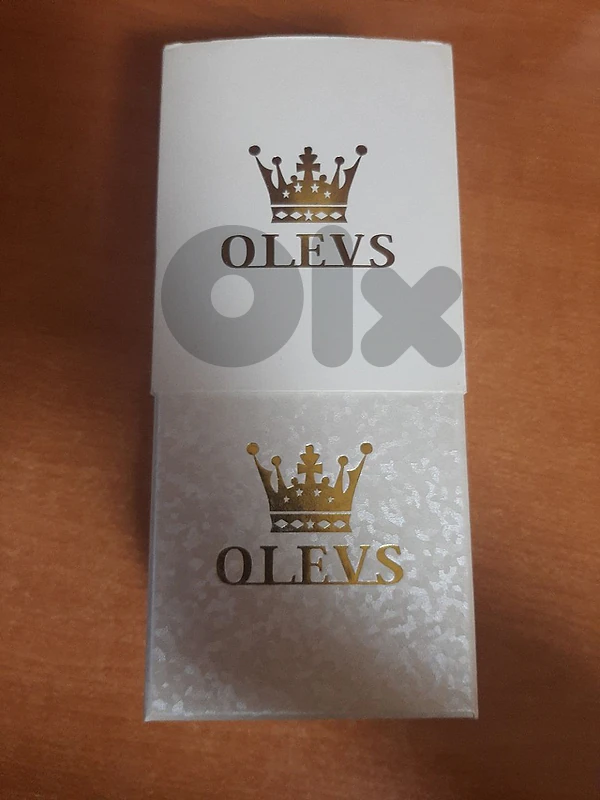 ساعة olves